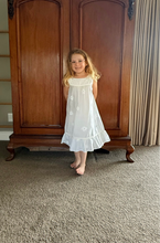 Load image into Gallery viewer, Leah Nightie - Cotton Daisy
